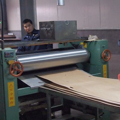 القشرة الخشبية الاصطناعية ربع قطع من بيرة فضية طولها 3200mm لفتح الباب والخزانة SOAK-6348Q/63Q/6350/6356Q/6359Q
