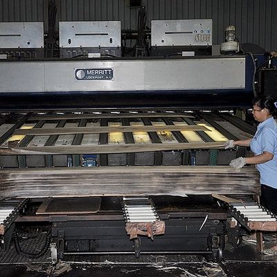 الديكور الطبيعي خشب الساج القشرة شقة قطع تاج الحبوب طول 2050-3200mm