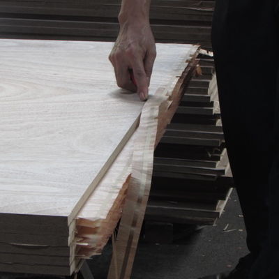 2745mm فندق Bubinga Plywood Pommele Grain Base MDF / Chipboard / Particle Board