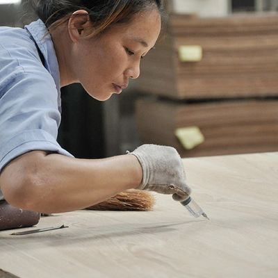 قاعدة MDF / لوح خشب مضغوط / لوح حبيبي قائم على لوحة Makore قشرة خشبية 2440x1220mm