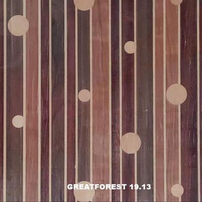 قشرة خشب الباركيه الفني كولاج متماثل نمط هندسي غني بالألوان لوحة خشبية 0.55 مم