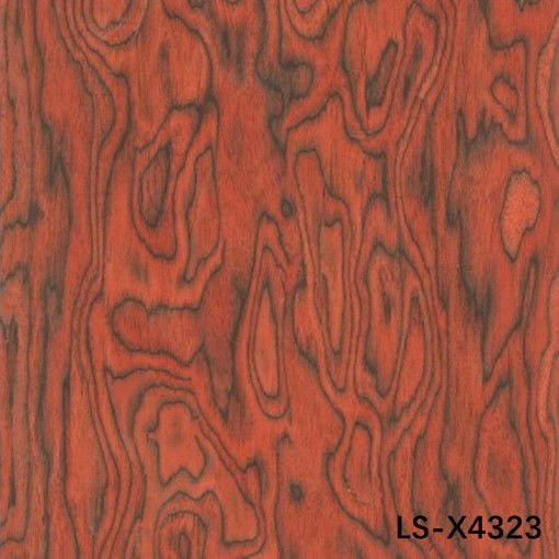 اللون الأحمر 2500-3100ملم التشطيب الخشبي الهندسي للأثاث