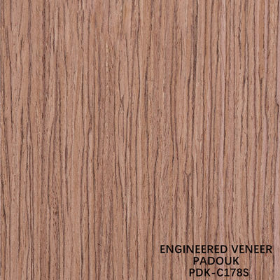طلاء الخشب المهندسية Padouk قطعة الحبوب المستقيمة قطع تقنيات سمك 0.5mm للوحة الخزانة PDK-187S/415S/616S